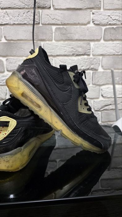 Оригинальные кроссы Nike