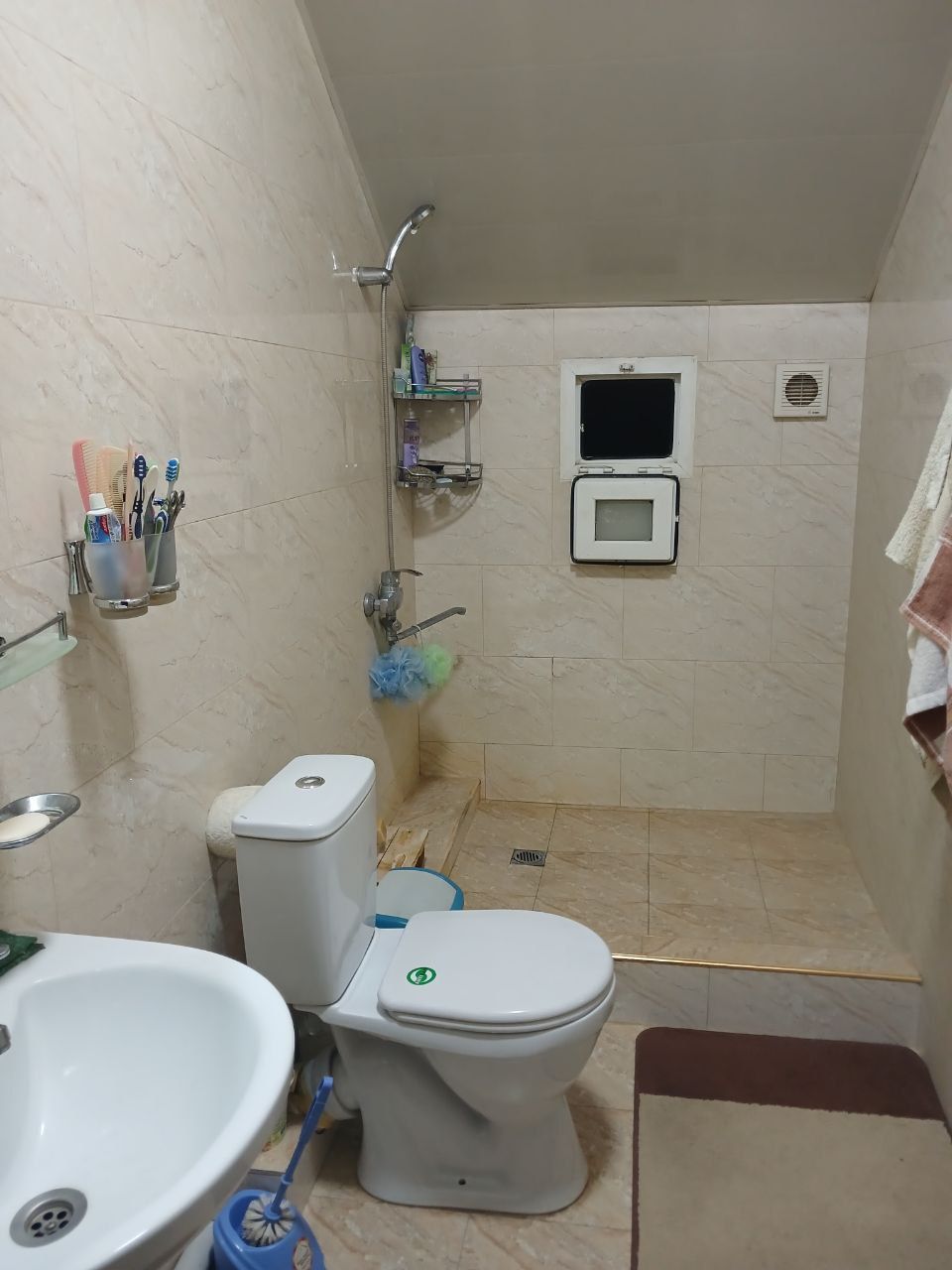 Новостройка Д2 Юнусабад 1-Линия{3/2/3}100м²+Мансарда+Гараж