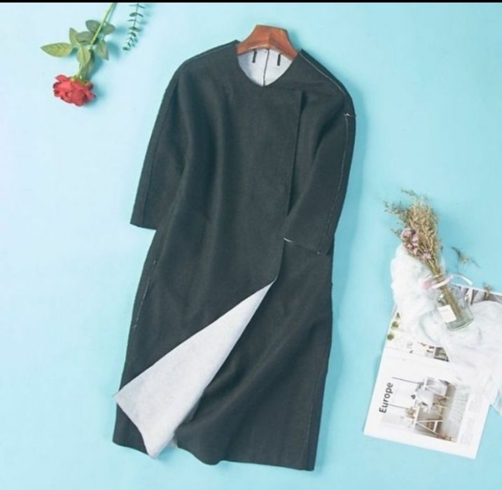 Лёгкое новое весеннее пальто,р.46.