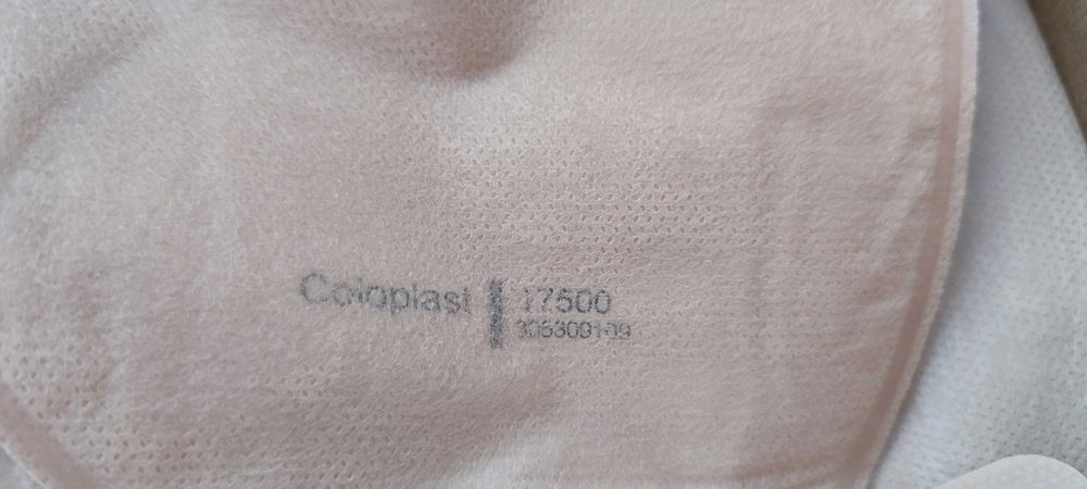 Coloplast 37 бр. Колостомни торбички и консумативи