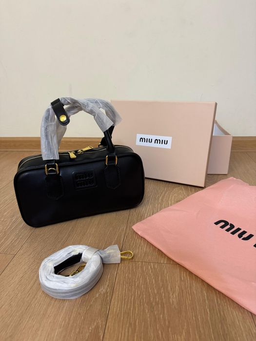 Poseta Miu Miu Arcadie