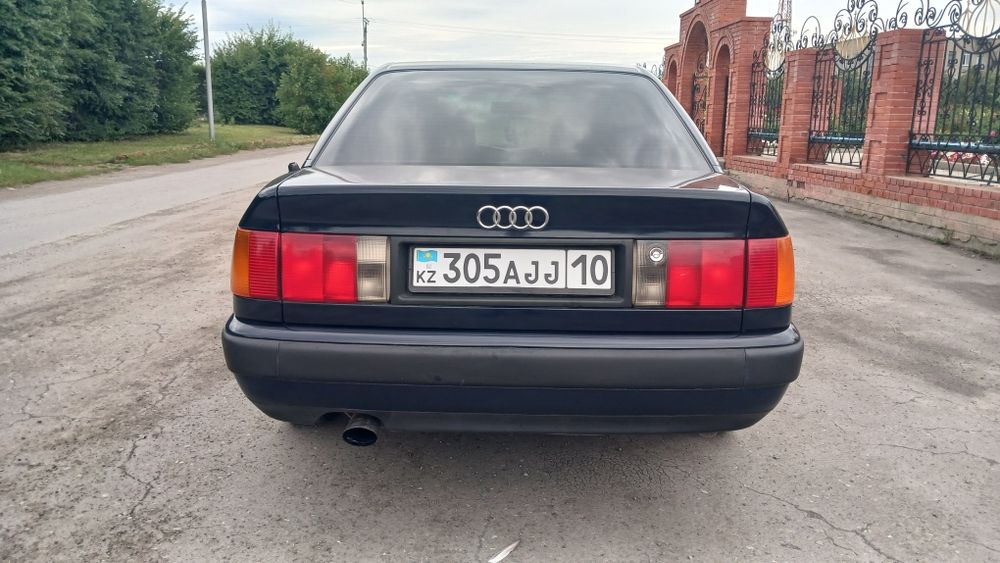Продам живую ауди 100 с 4