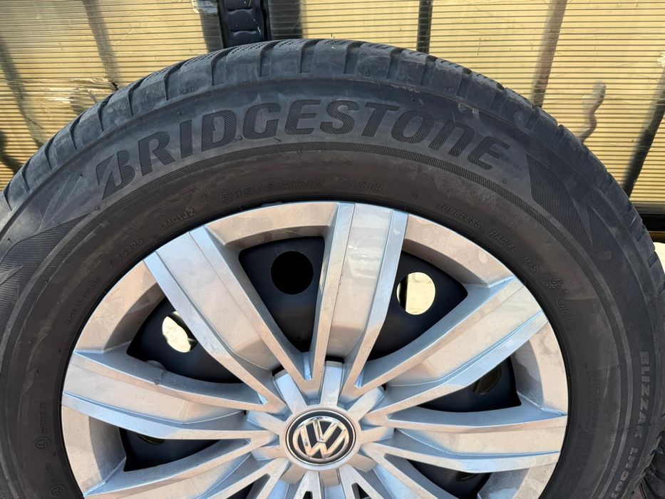 Roti complete iarna + capac 17" VW Tiguan