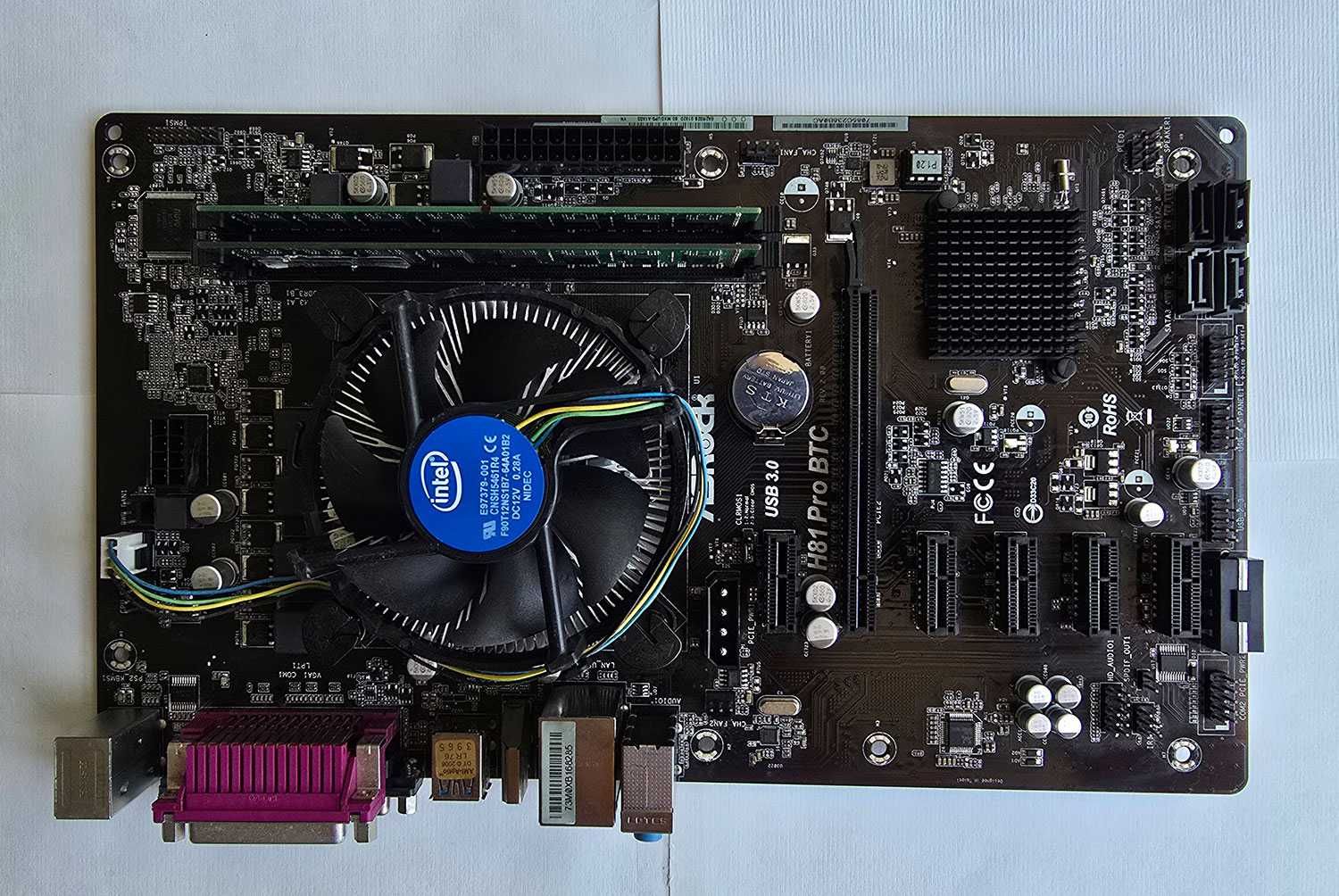 Комплект дъно, процесор и рам ASROCK h81 Pro + Pentium G3260 + 8Gb Ram