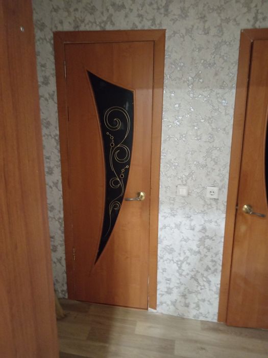 Продам межкомнатные двери