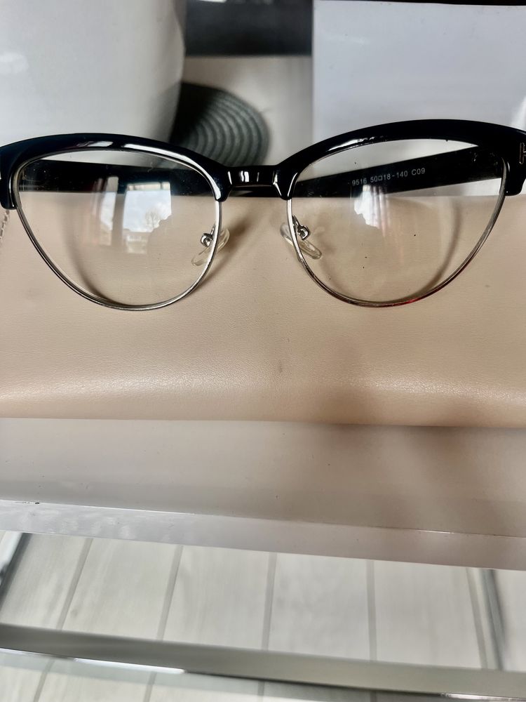 Дамски очила оригинални слънчеви и диоптрични
