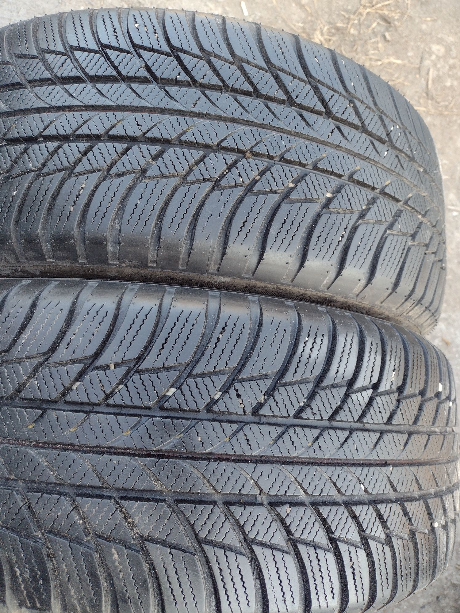 Перфектни 2бр.215/55/17 Bridgestone dot2518