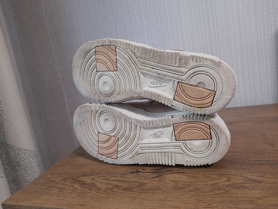 Nike Air force 1 кецове 39 номер.