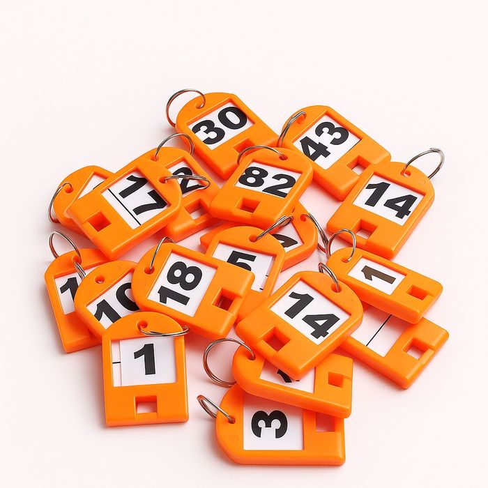 Брелки для ключей.  Уже с номером