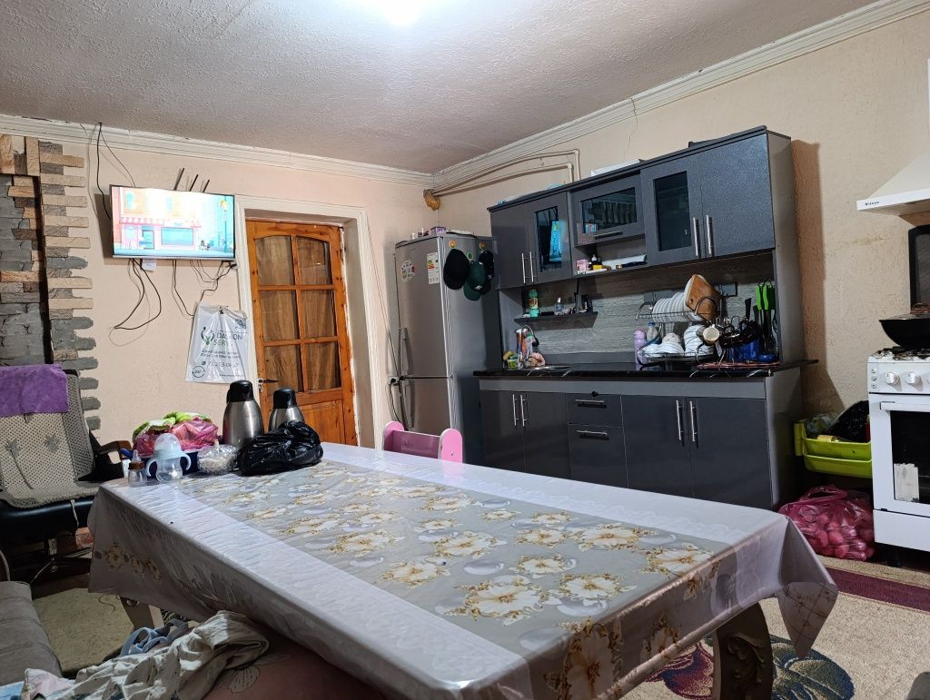 Zangiota tumani Erkin ko'cha uy sotiladi