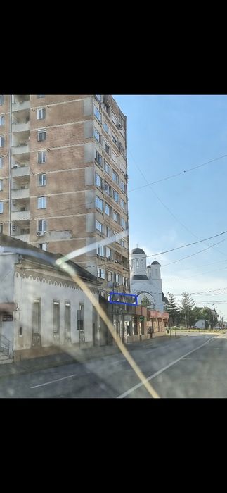 Inchiriez apartament cu 3 camere decomandate, et 1 str. N. Balcescu