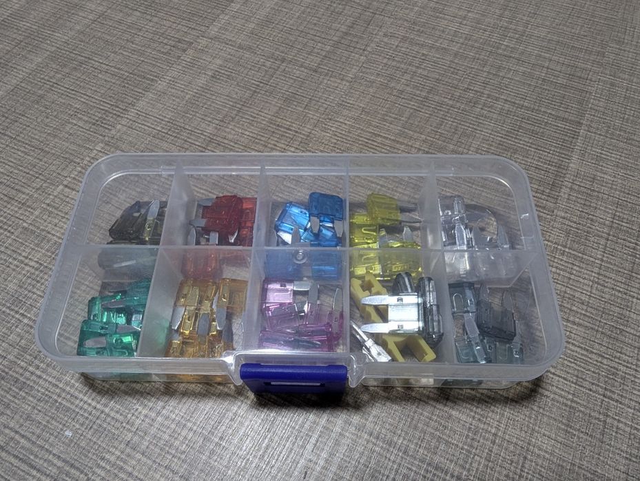 Комплект бушони (прекъсвачи) за кола малки и нормални