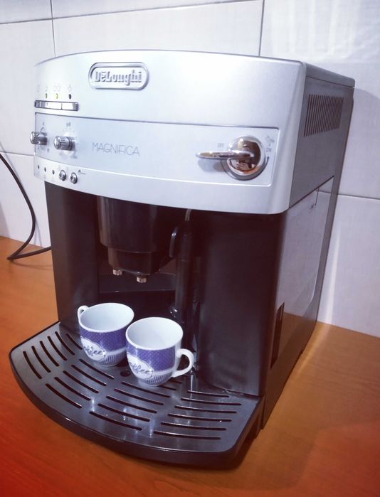Espressor Cafea Automat delonghi