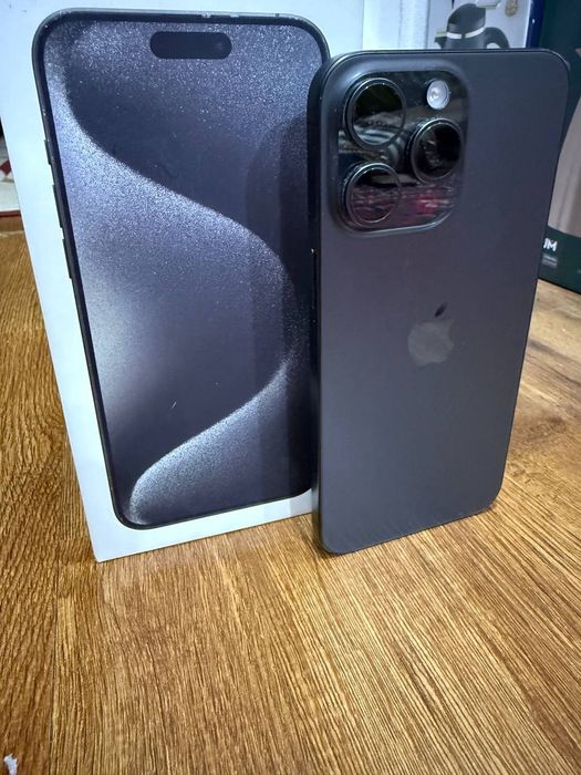 Телефон iPhone 15 pro max
