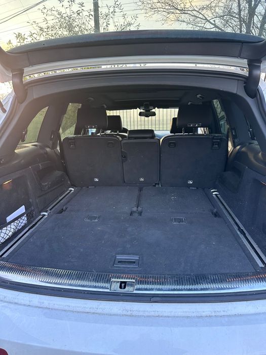 Audi Q7 4.2 TDI V8 340Cp 7 Locuri