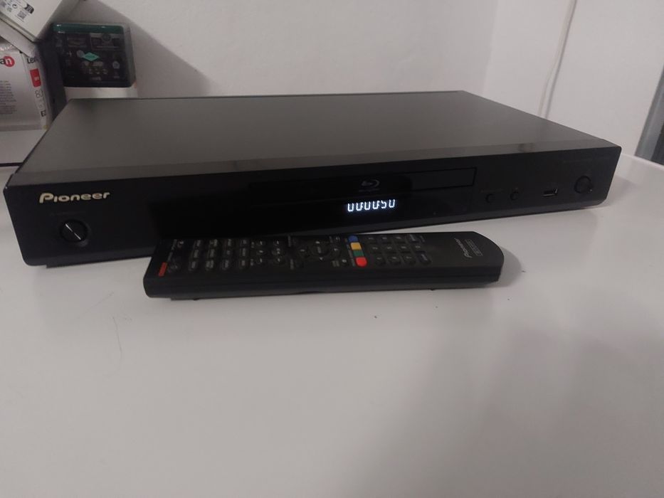 Bluray Pioneer 3D în stare perfecta
