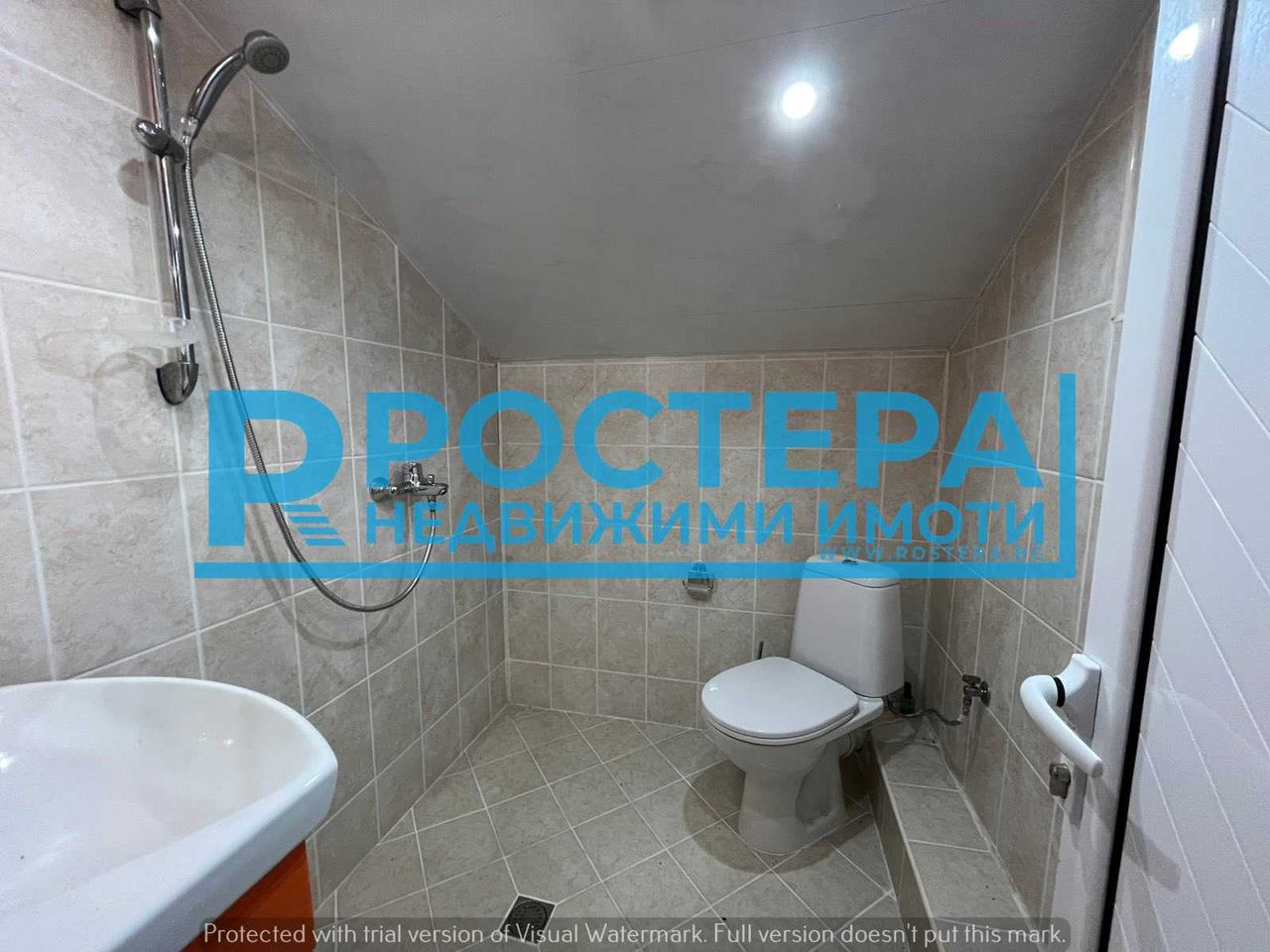 Продава се Къща в с. Стража, Област Търговище - 138 кв.м за 961 €/кв.м - Снимка #10