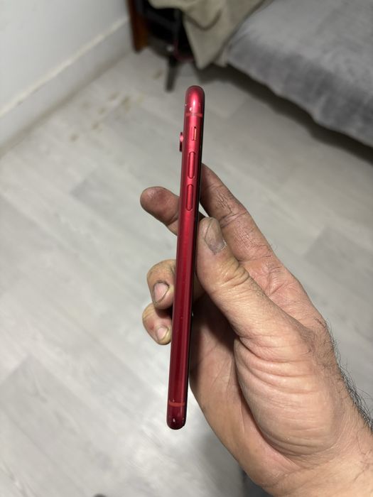 Срочно Айфон XR за 70.000