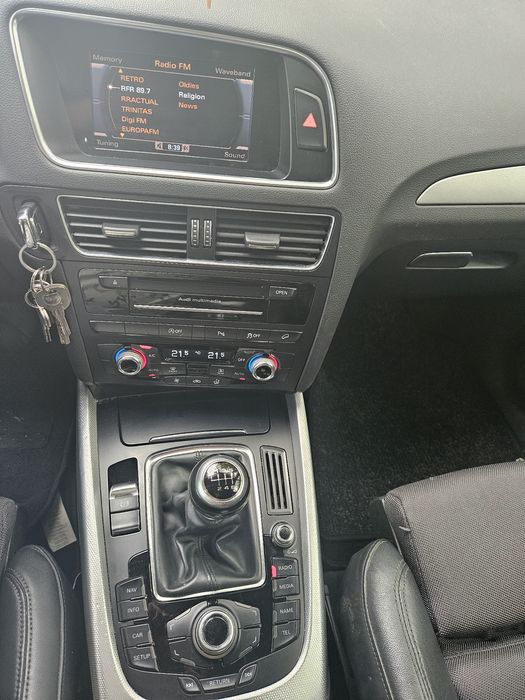 Vând Audi Q5 an 2014