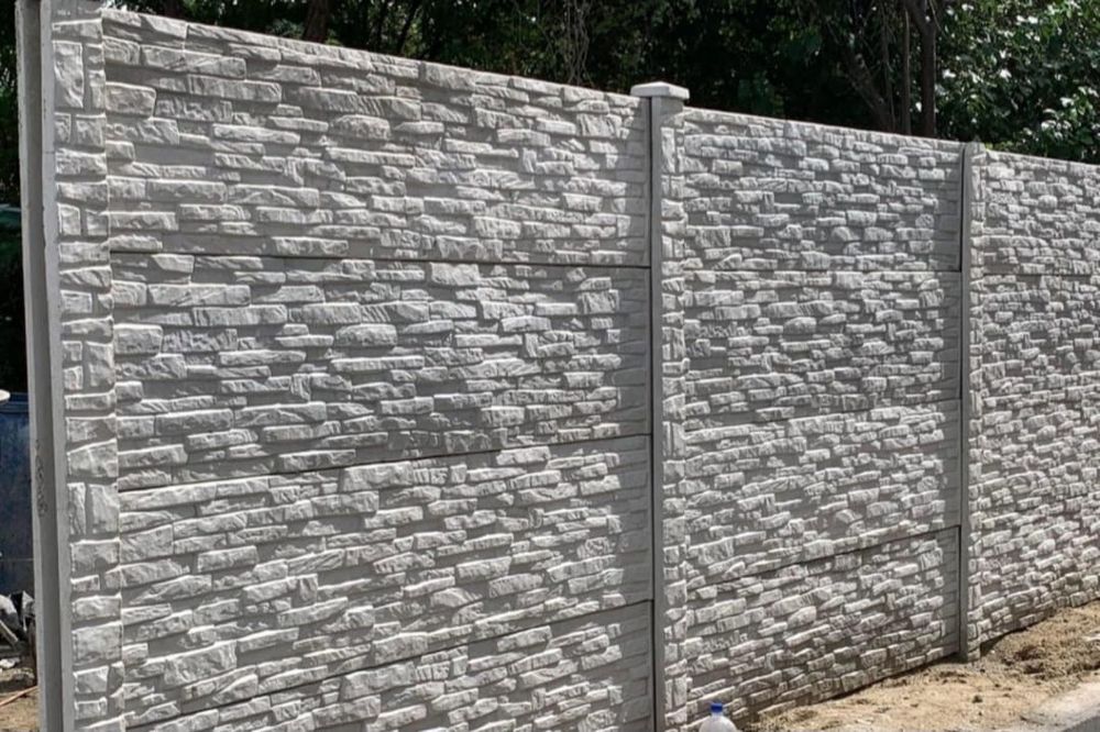 Meseriasi in constructii garduri de peste 10 ani, construim începând d