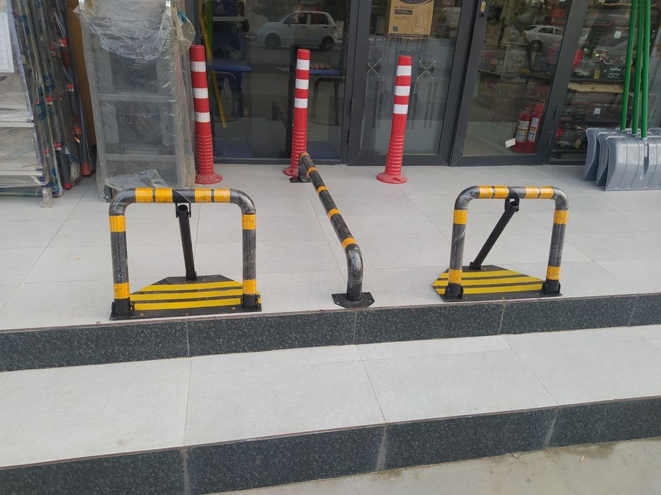 Parkovka. Parking. Парковка и боковые барьеры