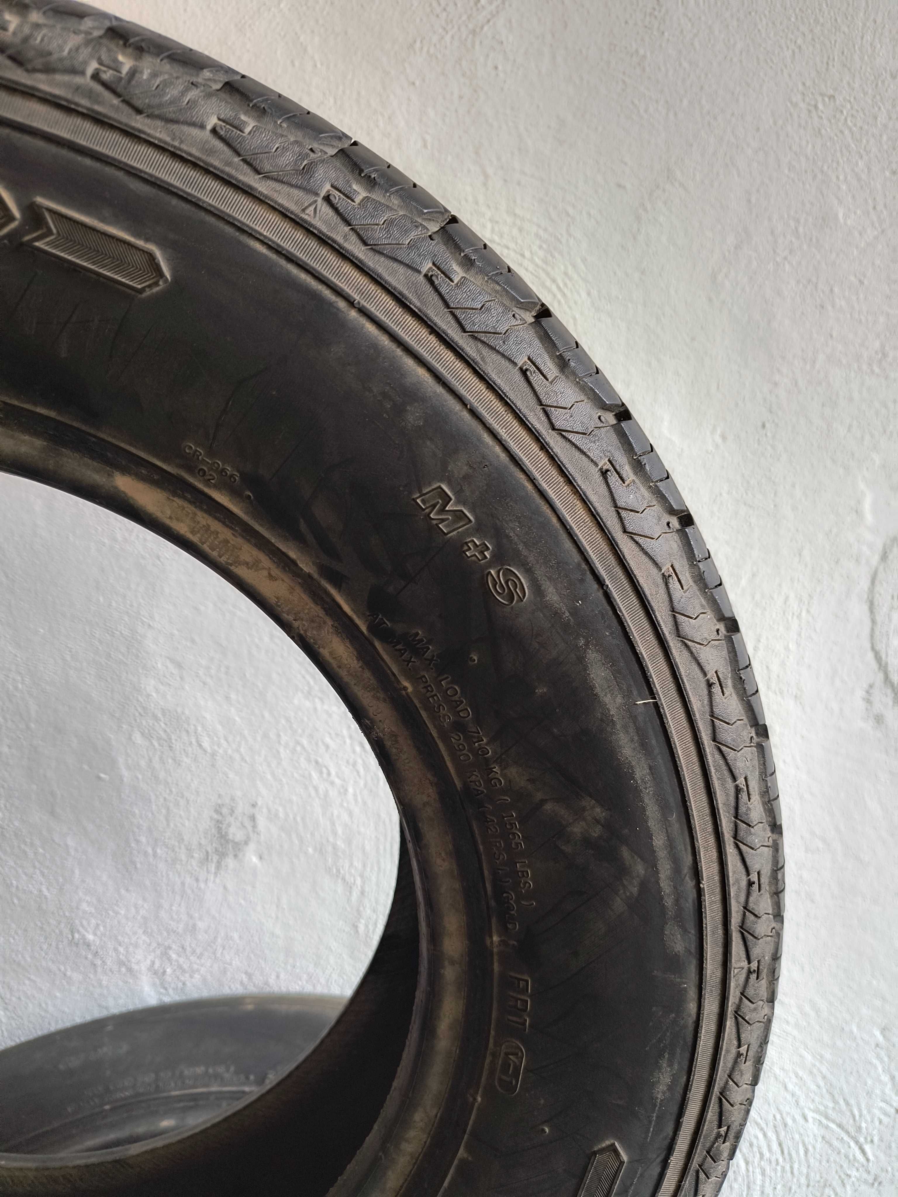 Vând 4 cauciucuri 195/70 R14