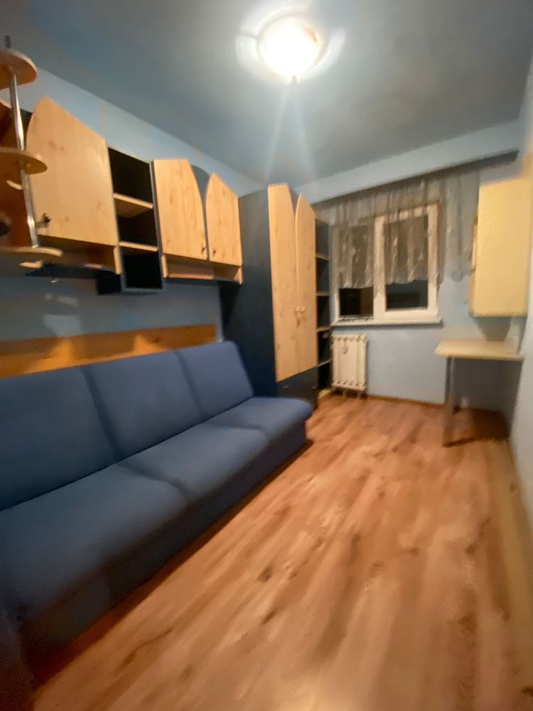 Inchiriez Apartament 3 camere zona Decebal