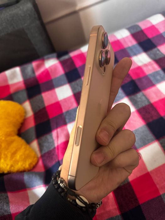 iPhone 16 Pro Max в идеальном состоянии!