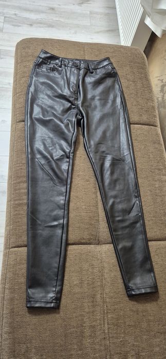 Pantaloni din imitatie piele dama New Yorker