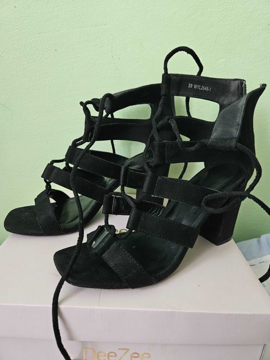 Sandale cu toc negre DeeZee CCC