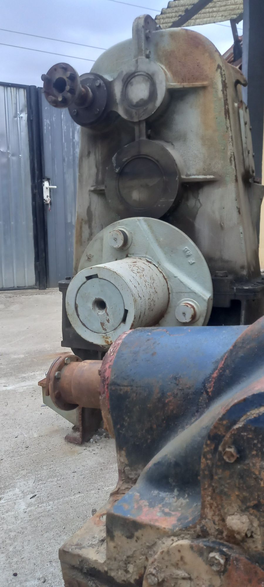 reductor macara Zemag 30 t / presa / troliu / concasor / balastieră...