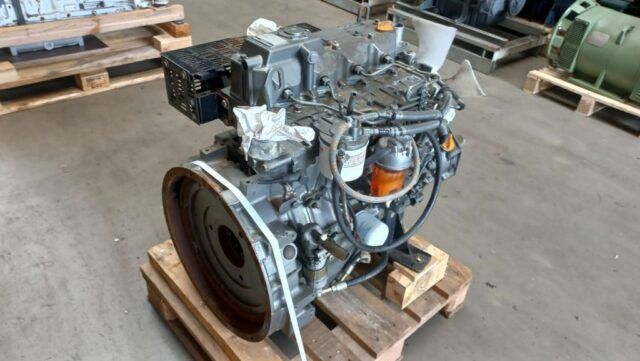 motor yanmar 4tnv98