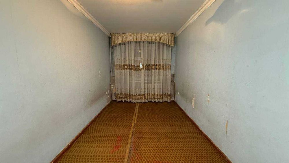 Фрунзиский Часпик 3 қаватда 3 хонали квартира сотилади. D: 1540