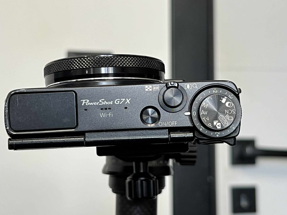 Canon powershot g7x