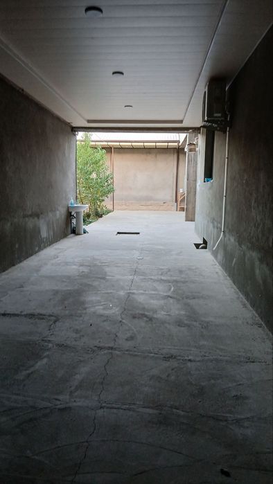 Toshkent Tumani Kles Abdurahmonovda uy sotkadi