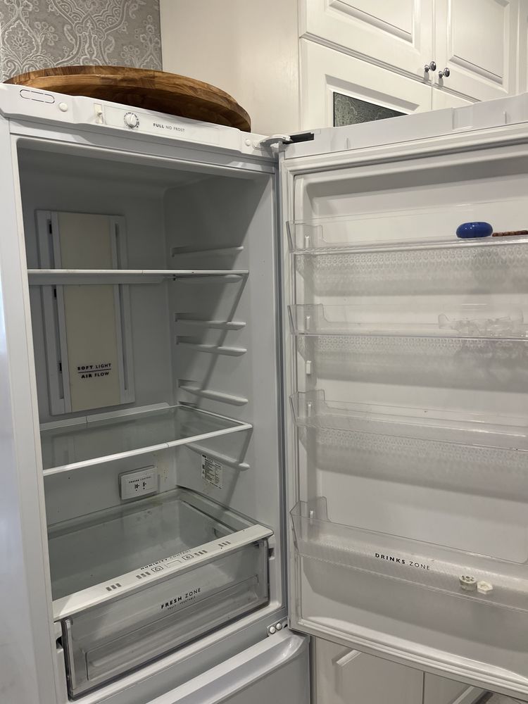 Продам холодильник