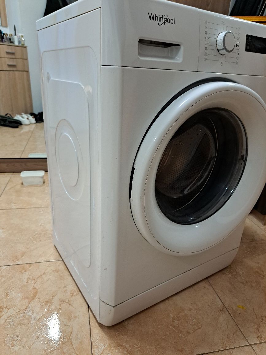 Пералня Whirlpool