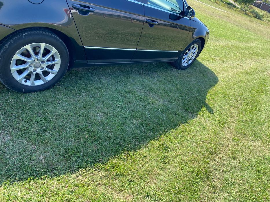 Vând Passat B6 An 2007