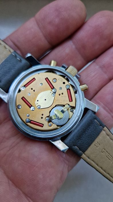 Sector chronograph