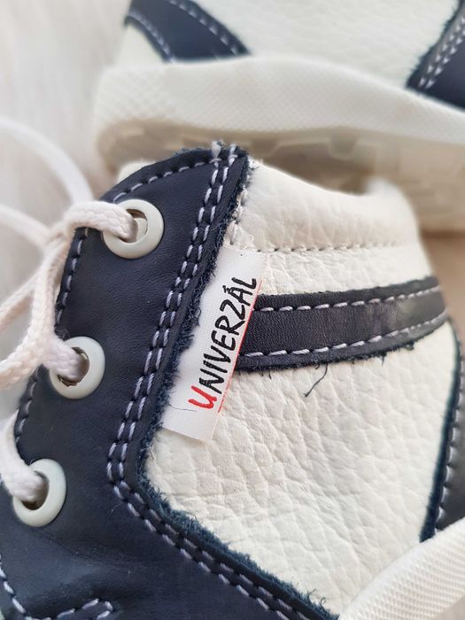 Бебешки обувки за прохождане Univerzál №18