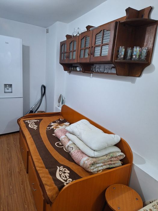 Garsoniera confort sporit, et 3  str.Muncii Burdujeni