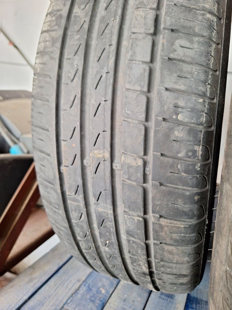 2 броя Летни гуми 215/55 R 17 Pireli 2020 г.