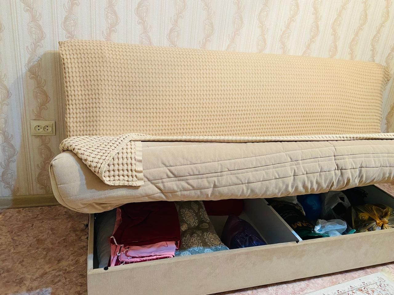 Продам диван. Тахту