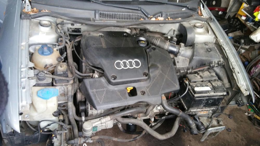 Audi A3 1.6i На Части