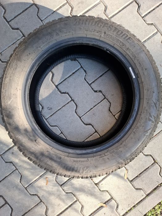 Продавам гуми Bridgestone