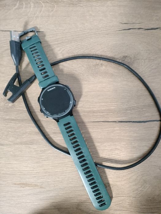 Garmin Forerunner 735xt