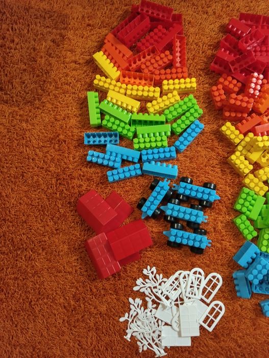 Cuburi pentru diferite construcții