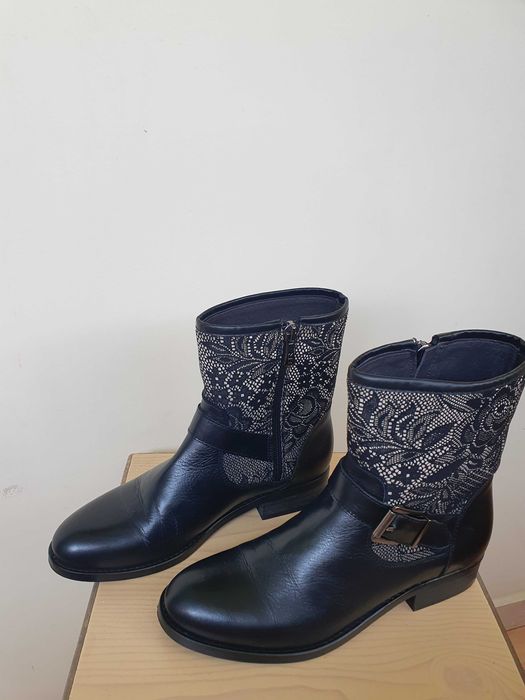Ghete de piele cu detalii din dantela - Roberto Botella, marimea 36