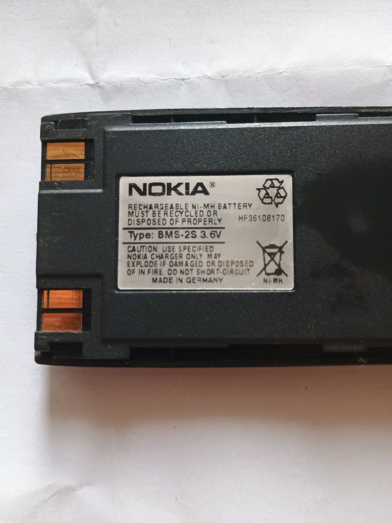 Продавам Nokia 5110 Телефона е без Зарядно
