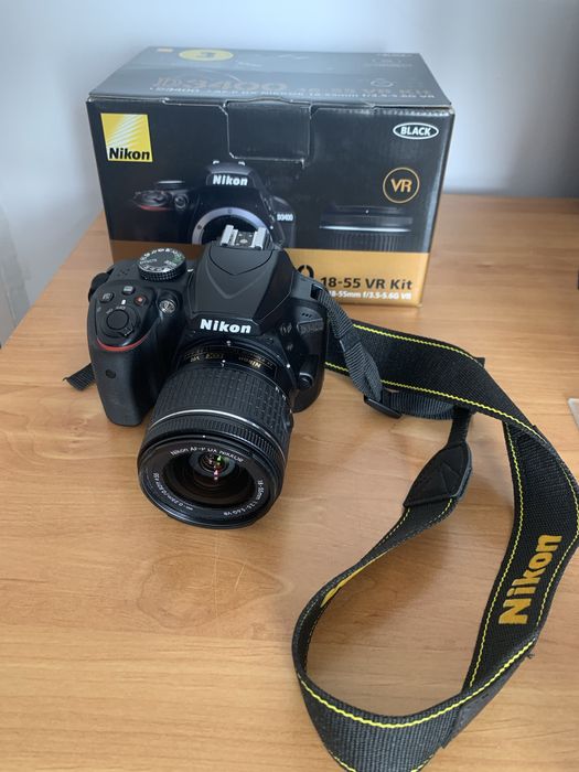 Aparat foto Nikon D3400
